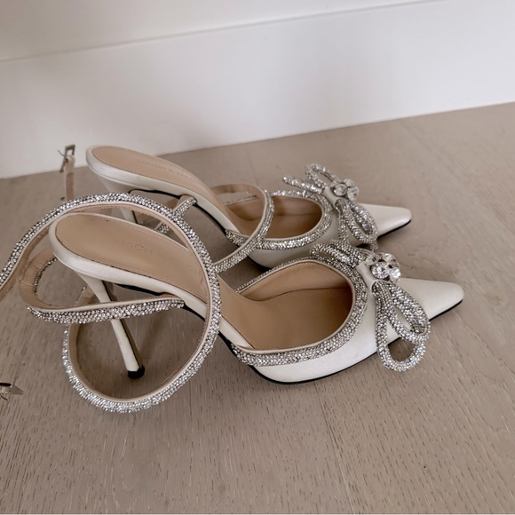 MACH & MACH Double Crystal Bow High Heel - Picture 7 of 14